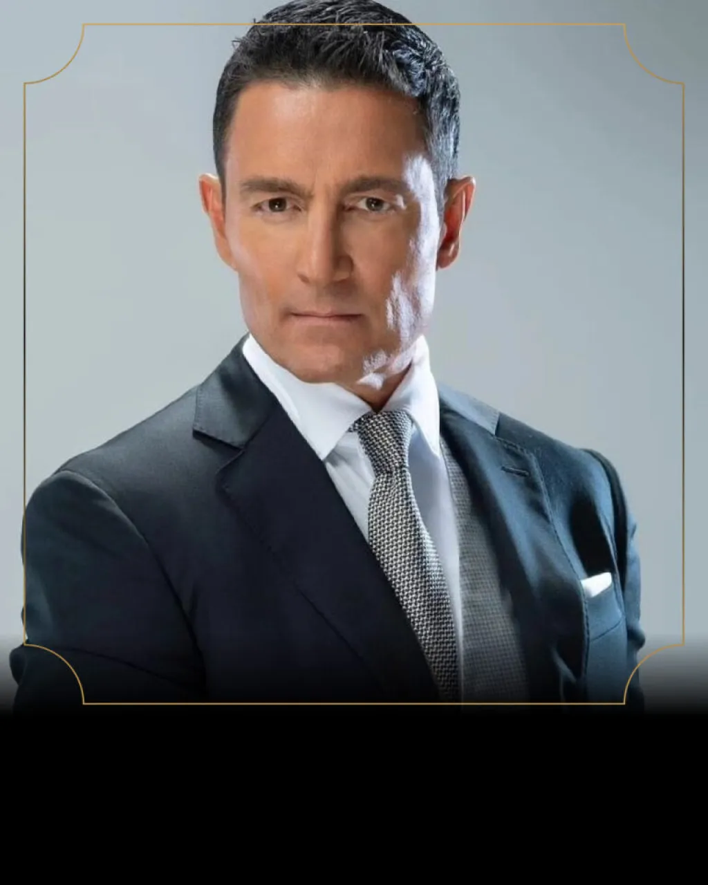 Fernando Colunga